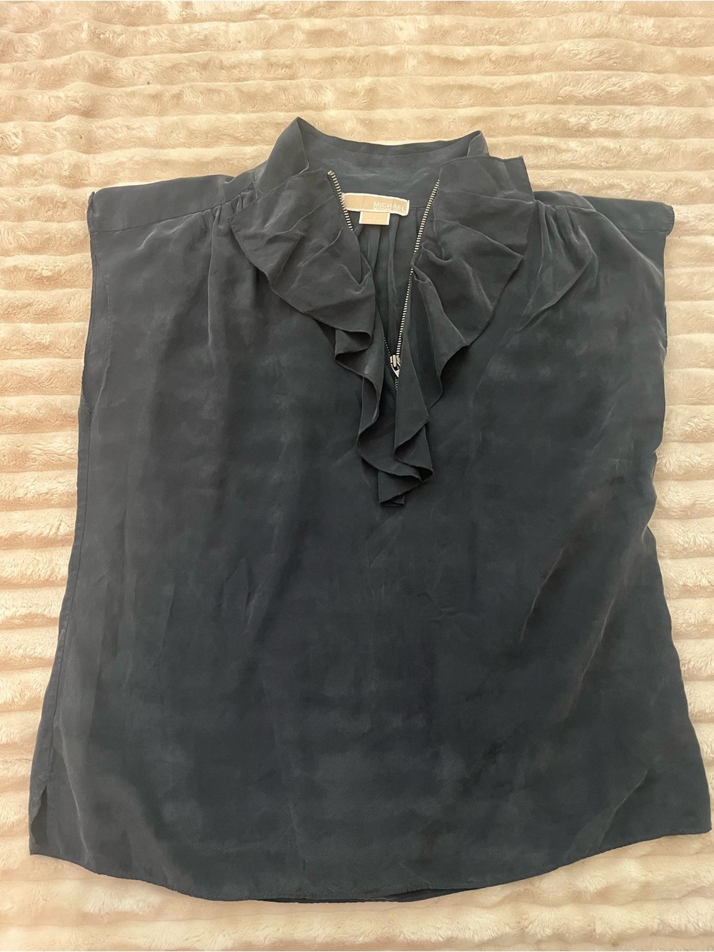 Michael Kors 100% silk Navy/Black Ruffle Zip Women's Sleeveless Blouse